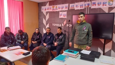 В МКОУ «Бежтинская СОШ» прошла встреча с участником СВО